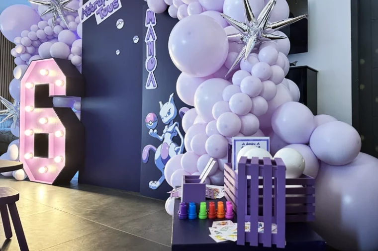 Décoration événement privé — Anniversaire violet Pokemon — Les Pimp'ettes